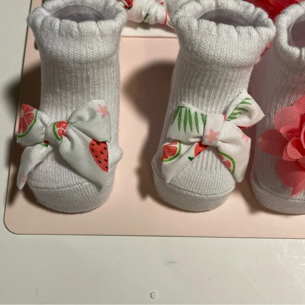 bebe Baby Boutique 4PC Headbands And Booties/socks New